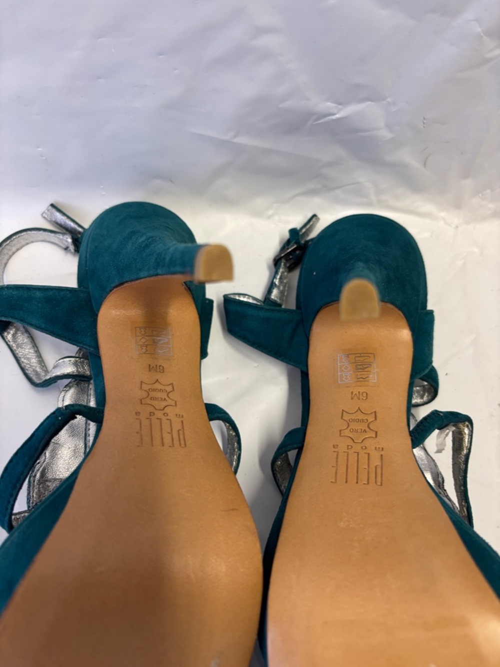 NWOB Pelle Moda Fiby Crystal Embellished Heels - Picture 6 of 9